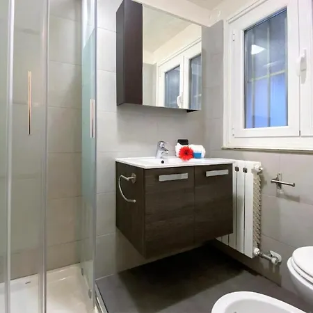 Alessandro 82 - Immobili E Soluzioni Rent Bergamo Esterno foto