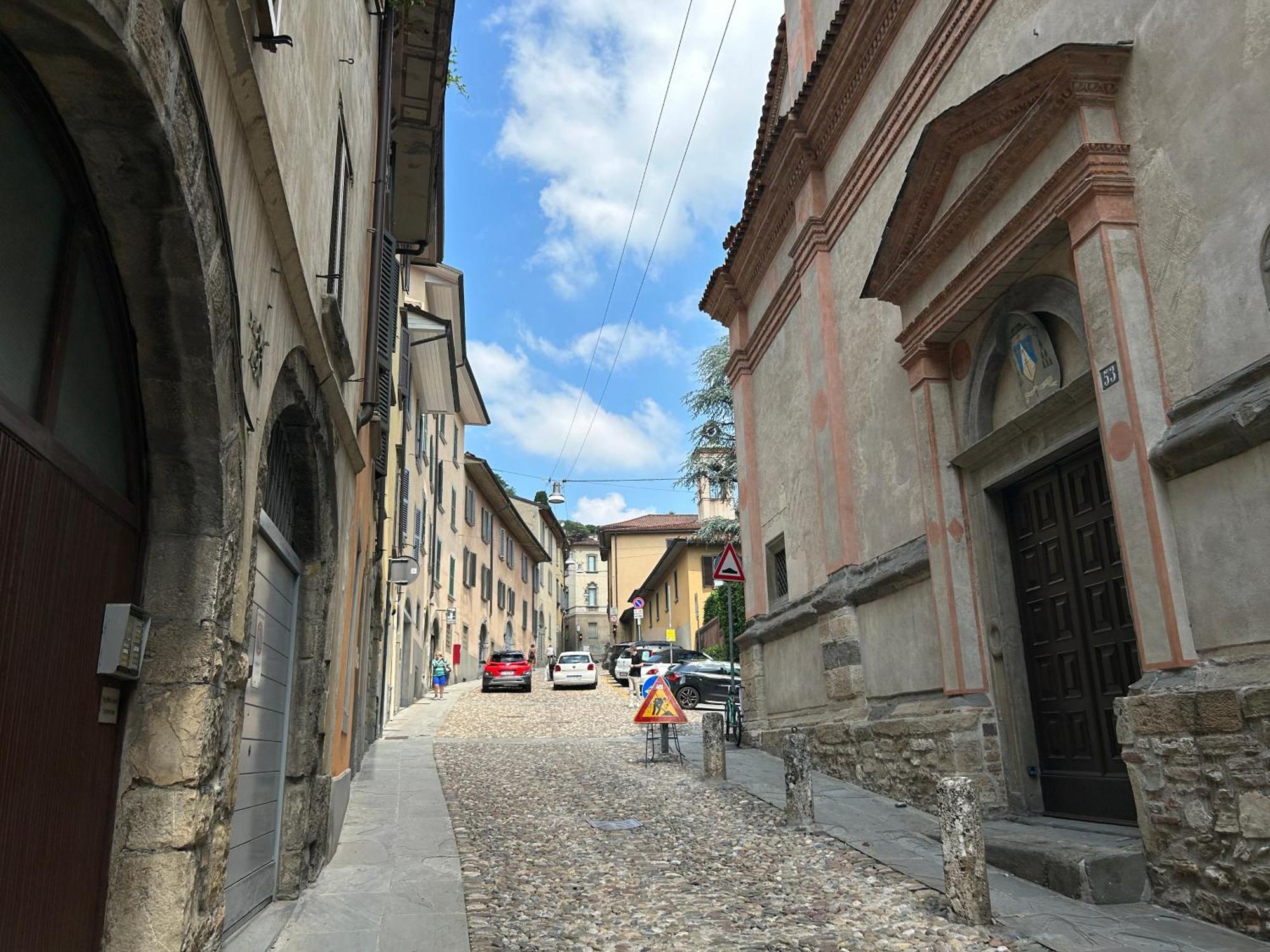 Alessandro 82 - Immobili E Soluzioni Rent Bergamo